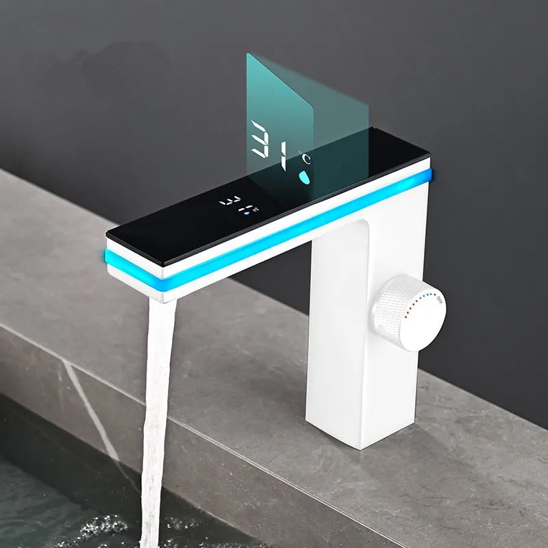Grifo de lavabo de baño con pantalla Digital, LED inteligente, montado en cubierta de latón, grúa de lavabo, mezclador de agua fría y caliente, grifo de tocador para fregadero