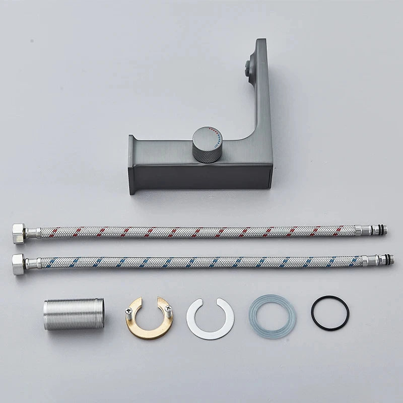 Grifo de lavabo de baño con pantalla Digital, LED inteligente, montado en cubierta de latón, grúa de lavabo, mezclador de agua fría y caliente, grifo de tocador para fregadero