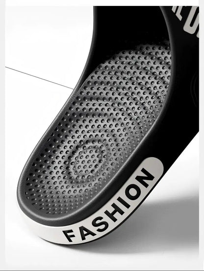 Zapatillas de alta gama para hombre, zapatillas de Eva de gran tamaño de diseño profesional, sandalias de pareja de estudiantes de moda, zapatillas antideslizantes para uso al aire libre para mujeres en verano